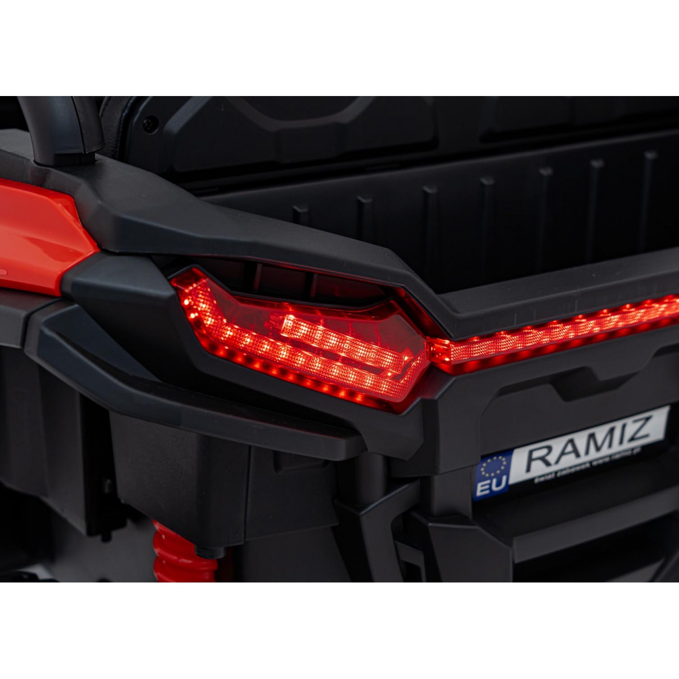 Vozidlo Buggy 4x4 KCK Červené
