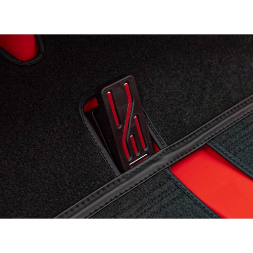 Vozidlo Mercedes Benz G63 AMG XXL MP4 Červená barva