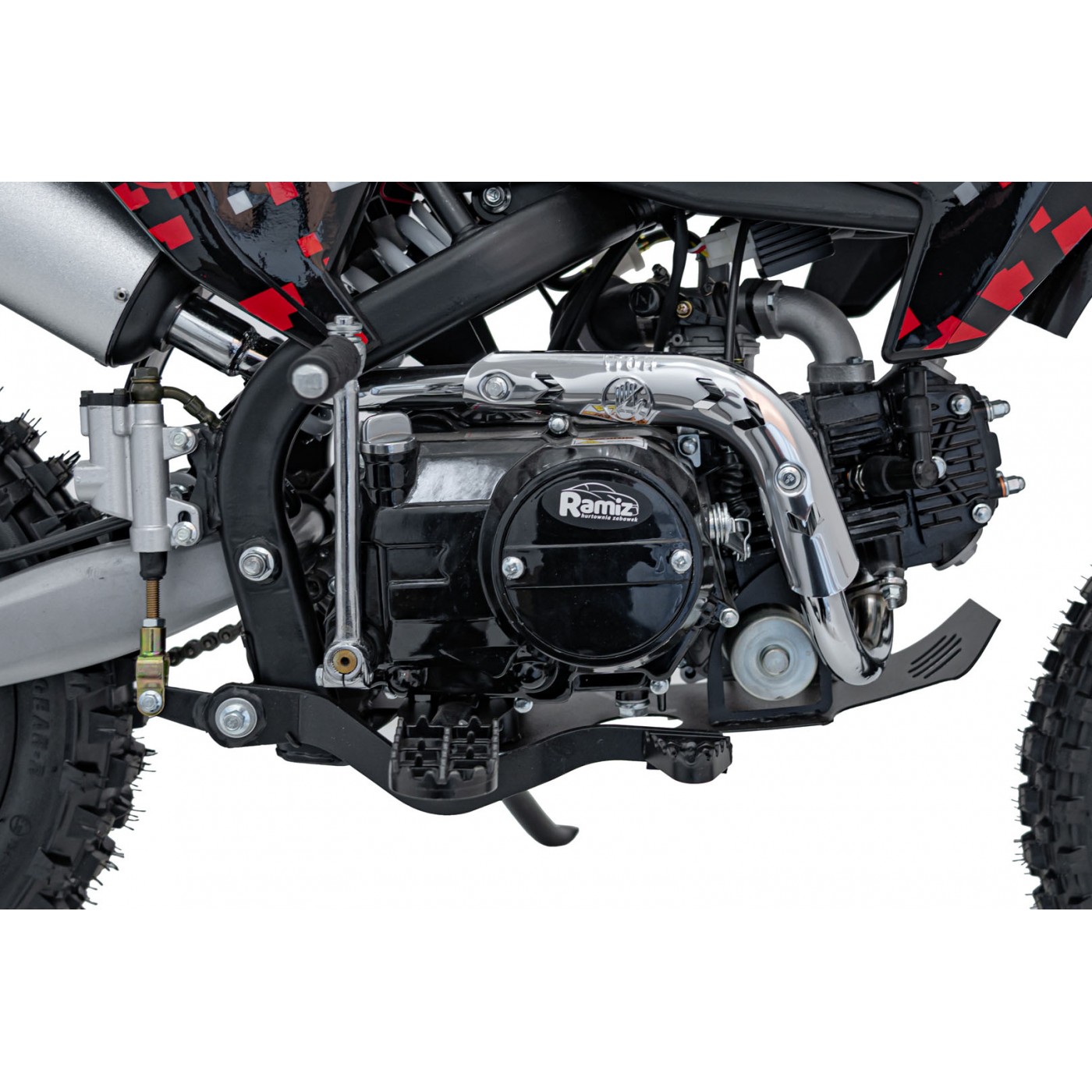 Spalovací motor vozidla 110CM IMMORTAL červený