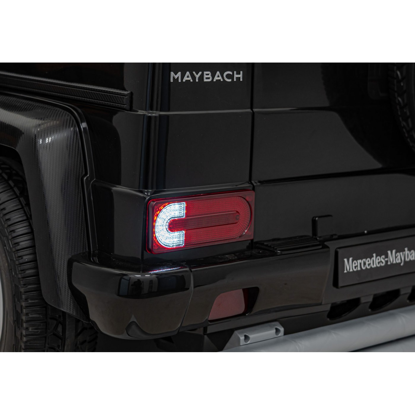 Vozidlo Mercedes Benz MAYBACH G650 Black