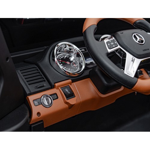 Vozidlo Mercedes Benz MAYBACH G650 Bílé
