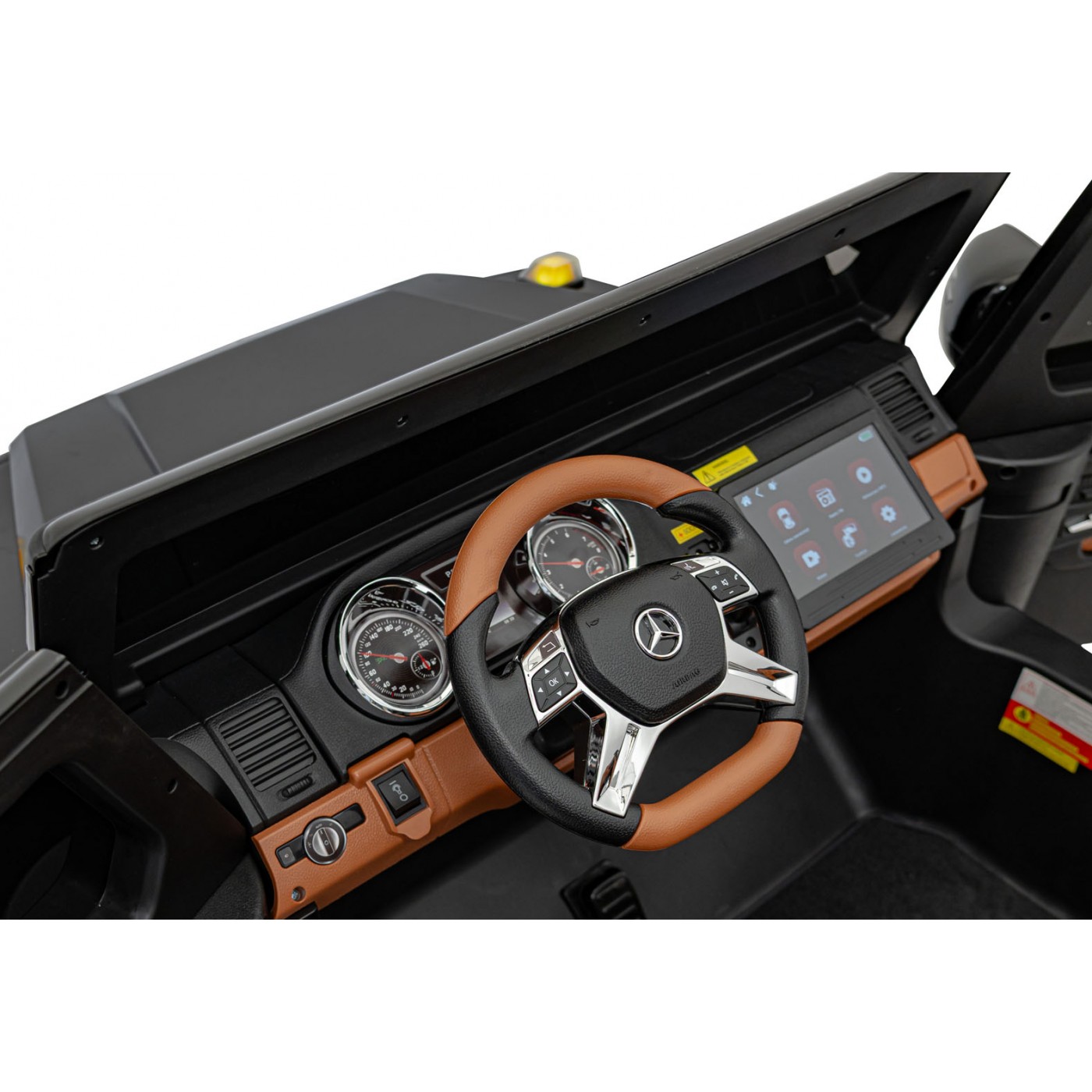 Vozidlo Mercedes Benz MAYBACH G650 STRONG Black