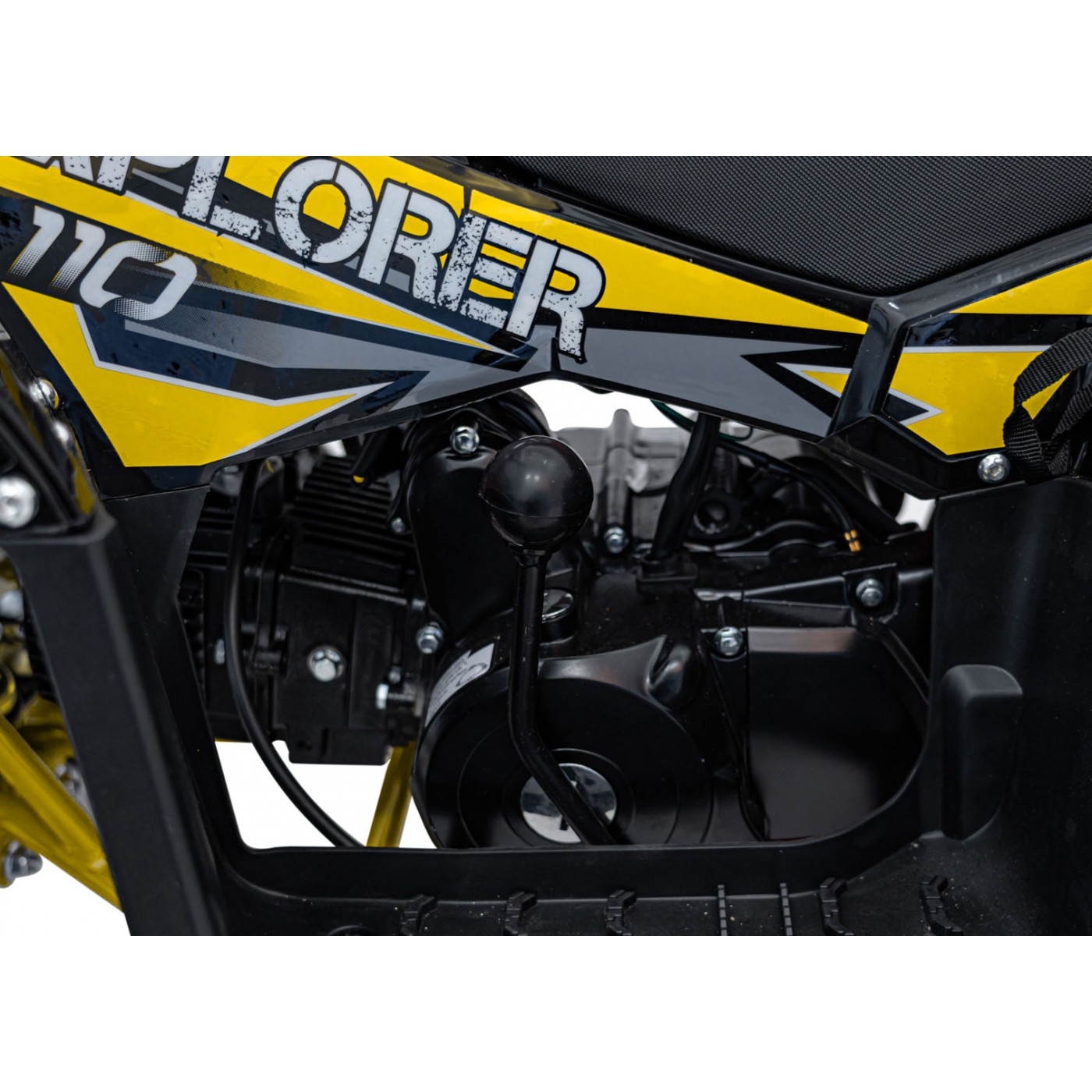 Žlutá čtyřkolka se spalovacími motory 110CC EXPLORER