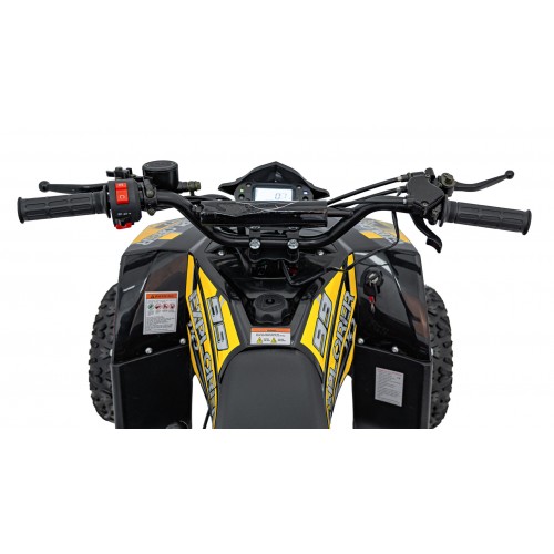 Žlutá čtyřkolka se spalovacími motory 110CC EXPLORER