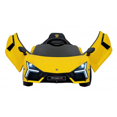 Žluté vozidlo Lamborghini Revuelto