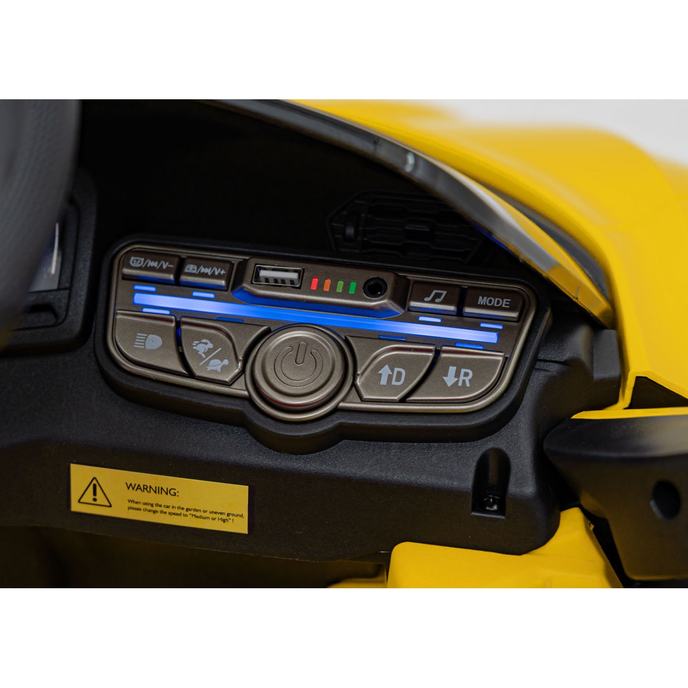 Žluté vozidlo Lamborghini Revuelto