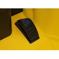 Žluté vozidlo Lamborghini Revuelto