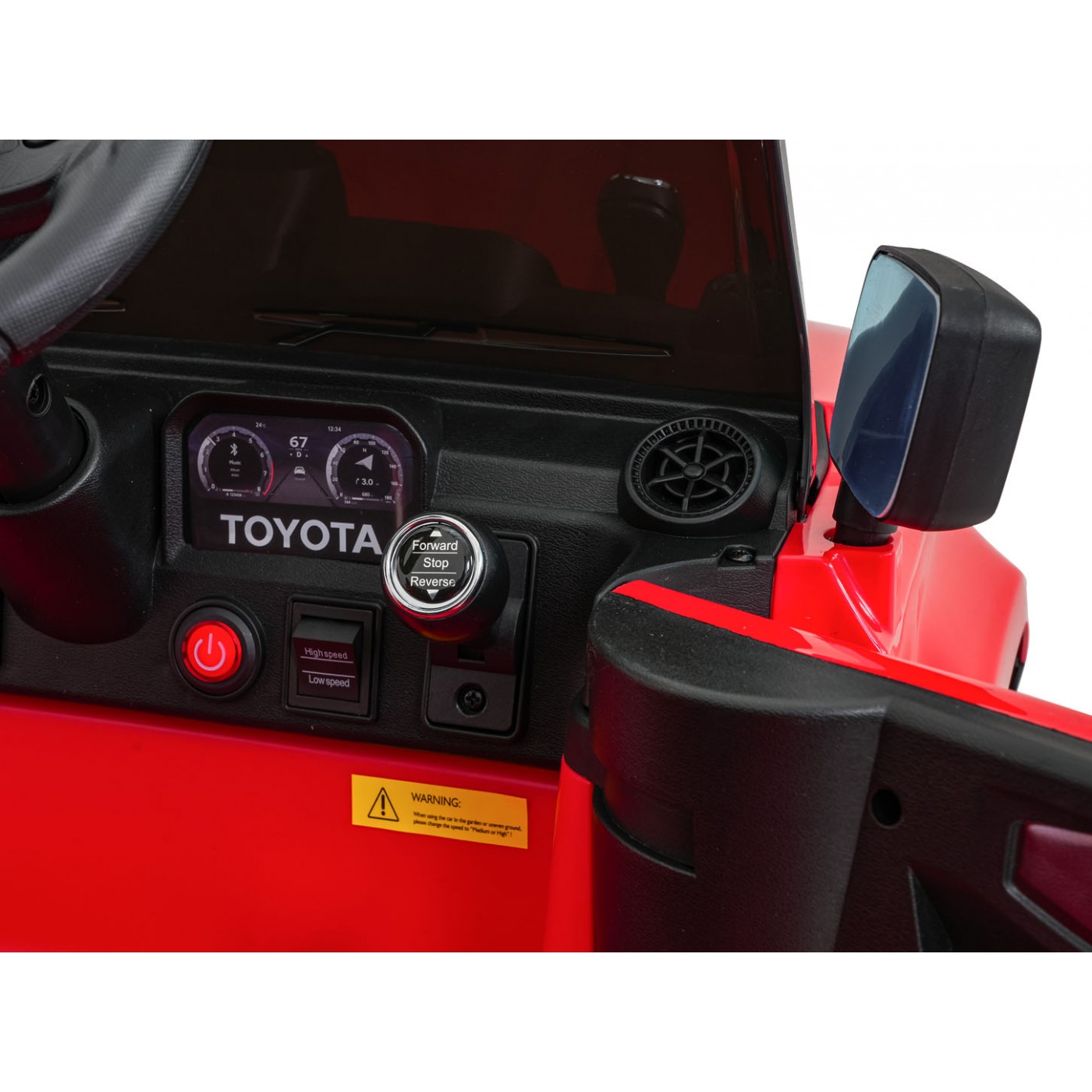 Toyota Land Cruiser PRADO červené vozidlo