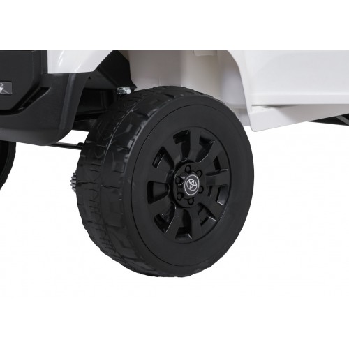 Vozidlo Toyota Land Cruiser PRADO bílé