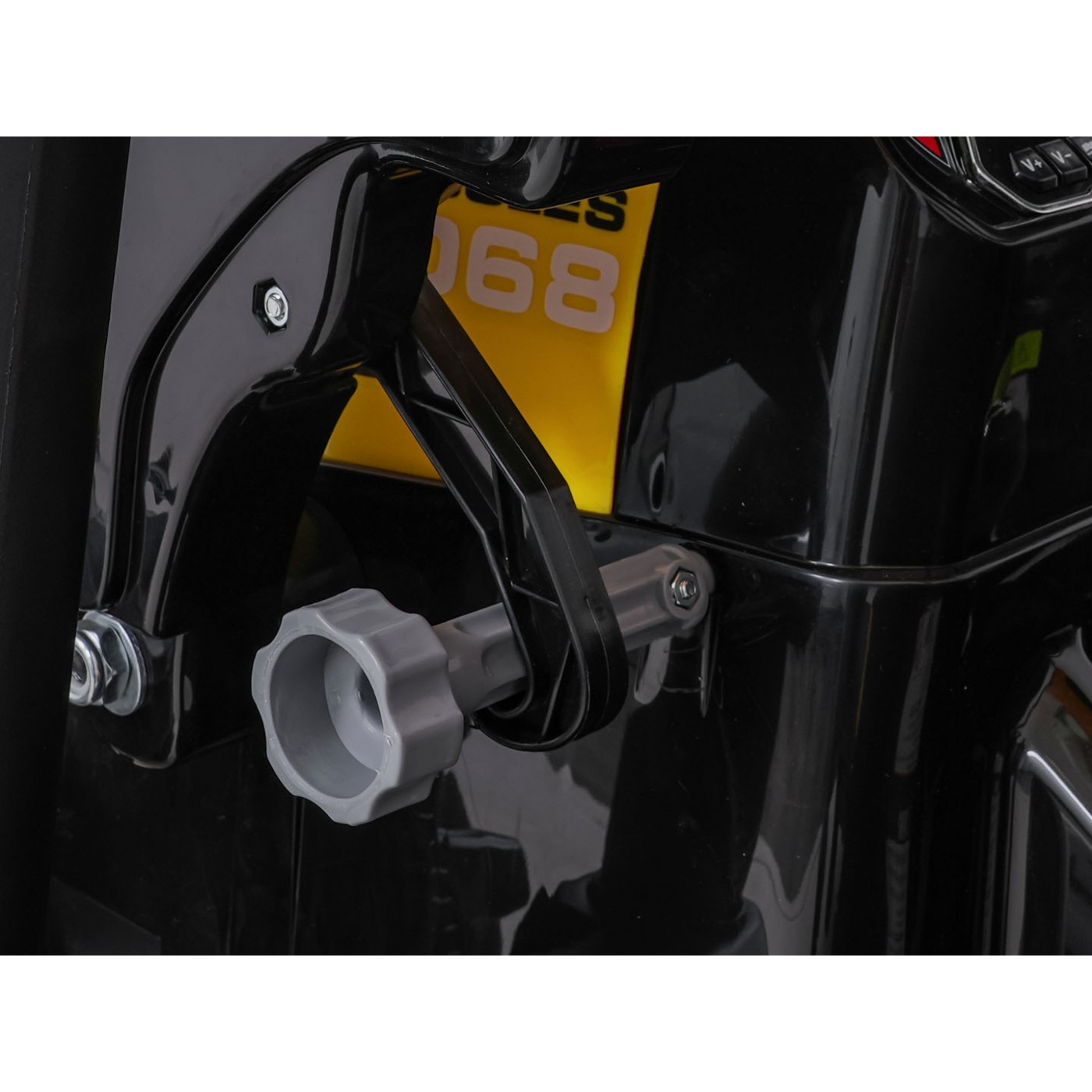 MEGA D68 Tahač S Přívěsem, Žlutá