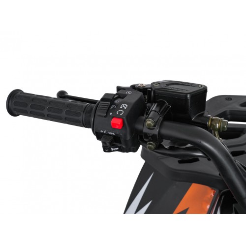 Vozidlo MONSTER Orange Combustion Quad o objemu 200 ccm
