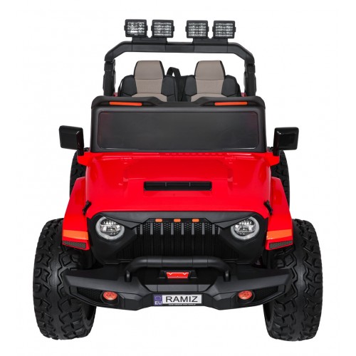 Extrémní sportovní vozidlo 4x4 variabilní velikost, červená