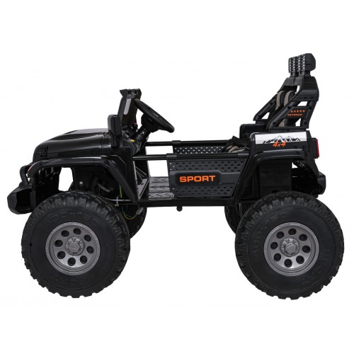 Extrémní sportovní vozidlo 4x4, variabilní velikost, černá