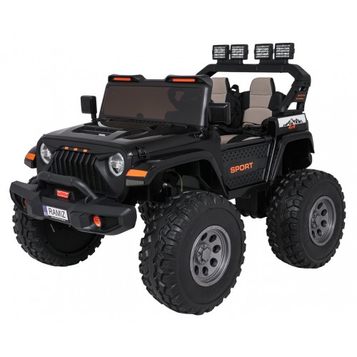 Extrémní sportovní vozidlo 4x4, variabilní velikost, černá