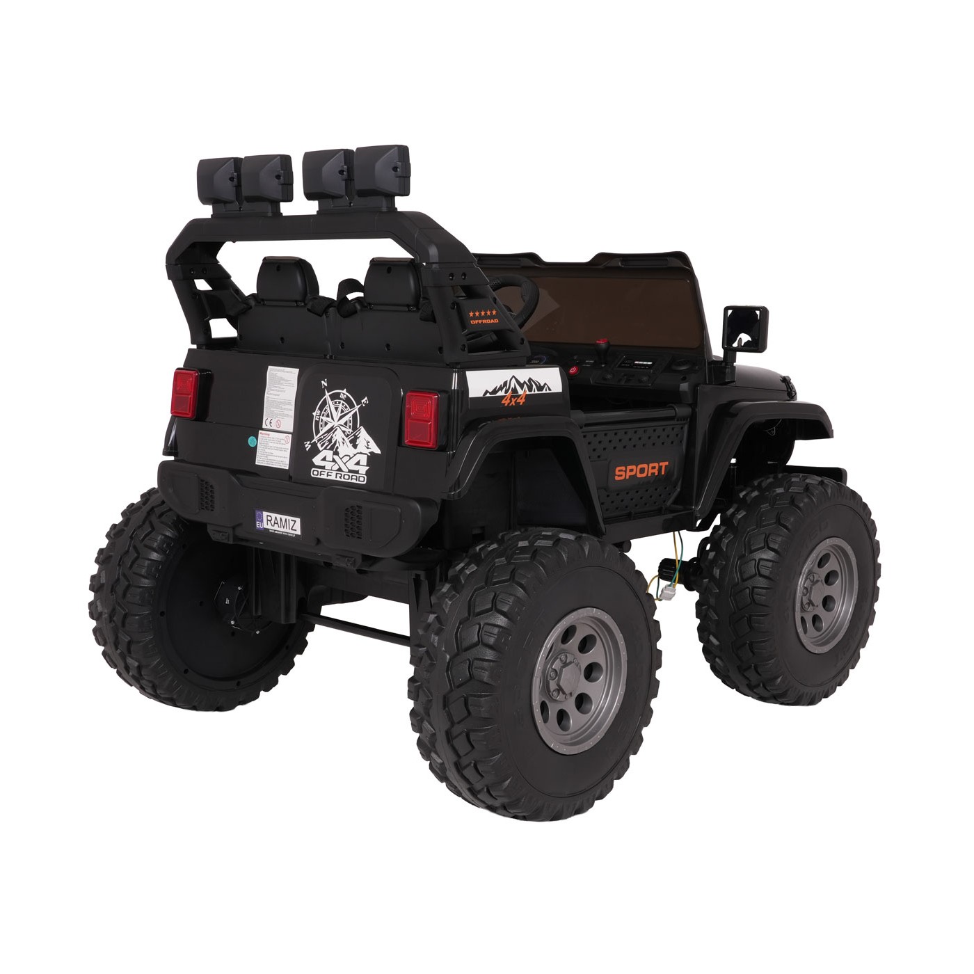 Extrémní sportovní vozidlo 4x4, variabilní velikost, černá