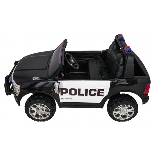 Policejní vozidlo RAM 3500 černé