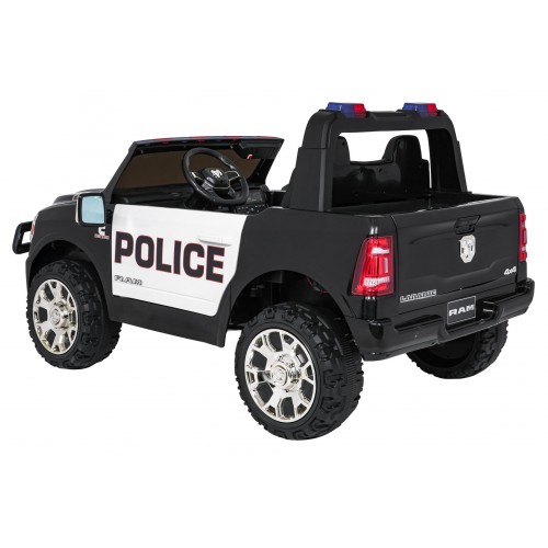 Policejní vozidlo RAM 3500 černé