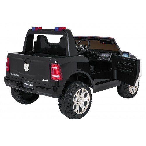 Policejní vozidlo RAM 3500 černé