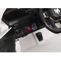 RAM vozidla 3500 bílá