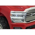 RAM 3500 červené vozidlo