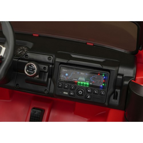 RAM 3500 červené vozidlo