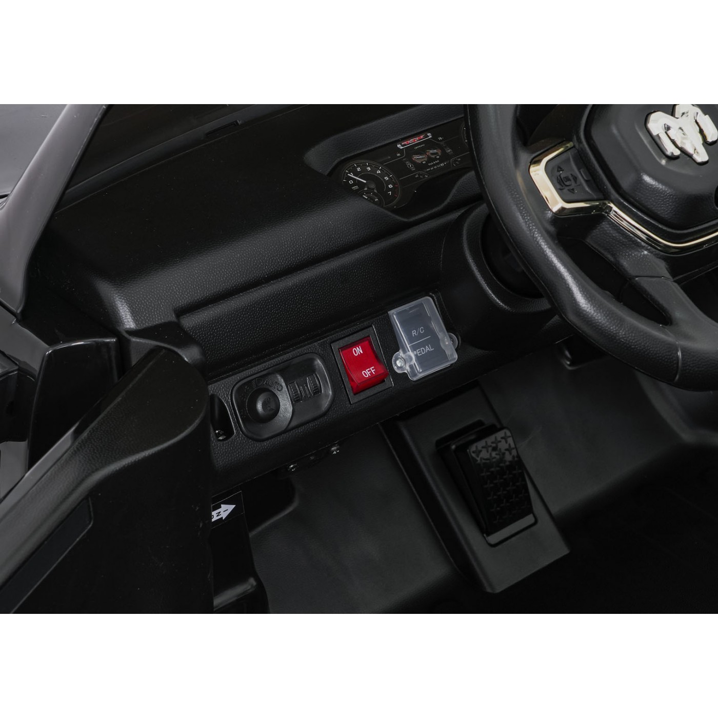 Vozidlo RAM 3500 Black