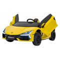 Lamborghini Revuelto XL STRONG Žluté vozidlo