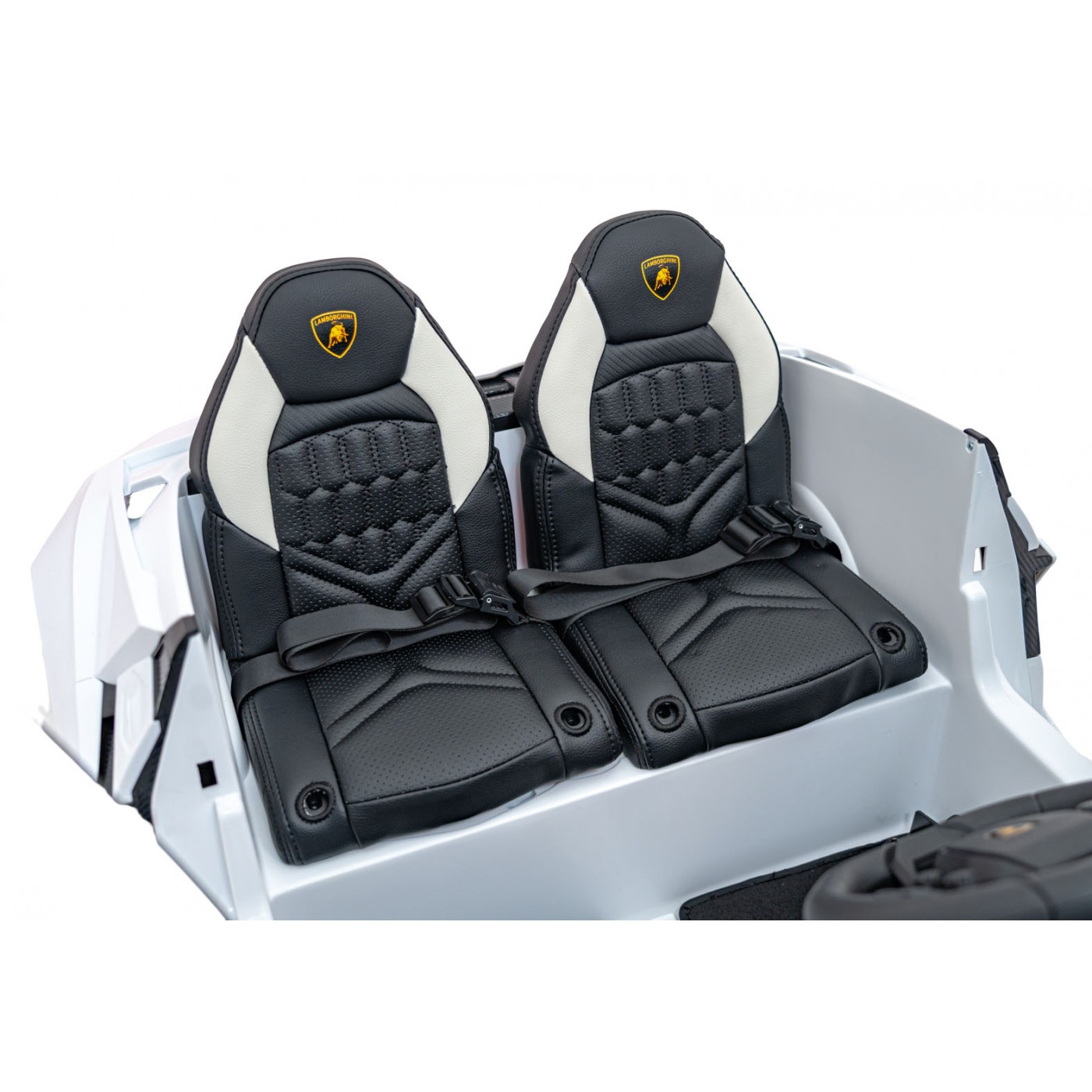 Vozidlo Lamborghini Revuelto XL STRONG White