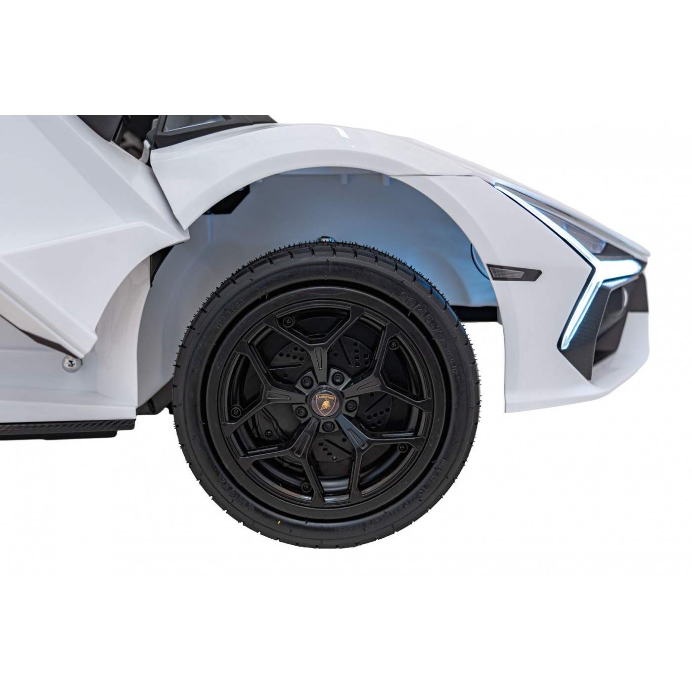Vozidlo Lamborghini Revuelto XL STRONG White