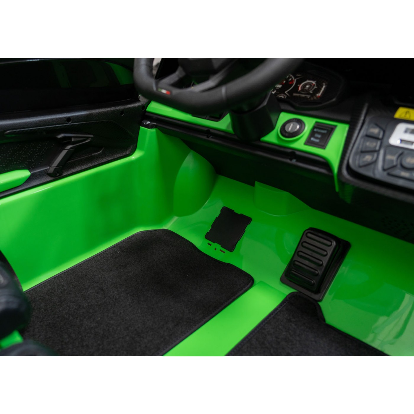 Lamborghini Revuelto XL Zelené vozidlo
