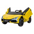Žluté vozidlo Lamborghini Revuelto XL