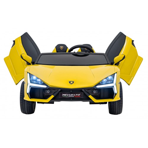Žluté vozidlo Lamborghini Revuelto XL