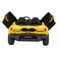Žluté vozidlo Lamborghini Revuelto XL