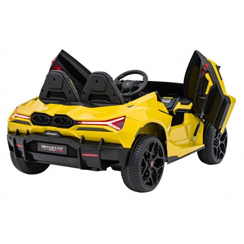 Žluté vozidlo Lamborghini Revuelto XL