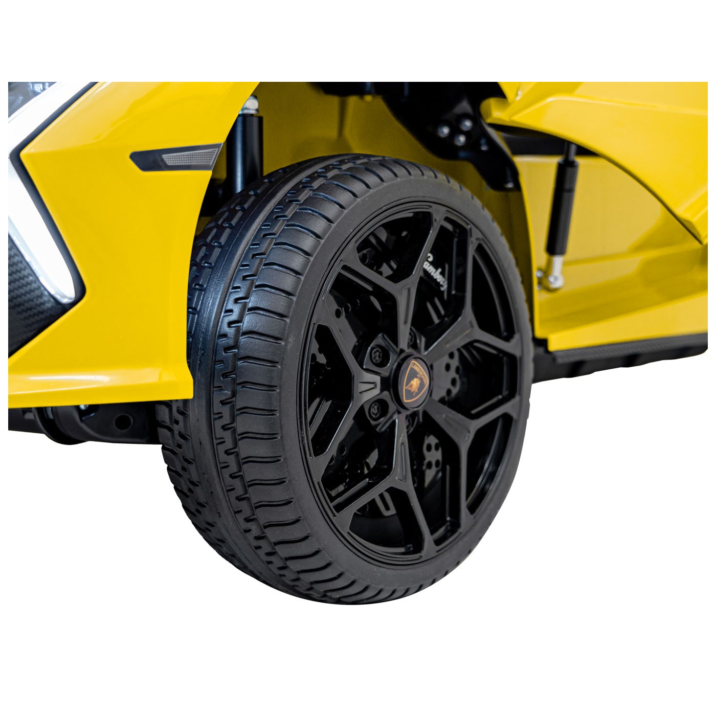 Žluté vozidlo Lamborghini Revuelto XL