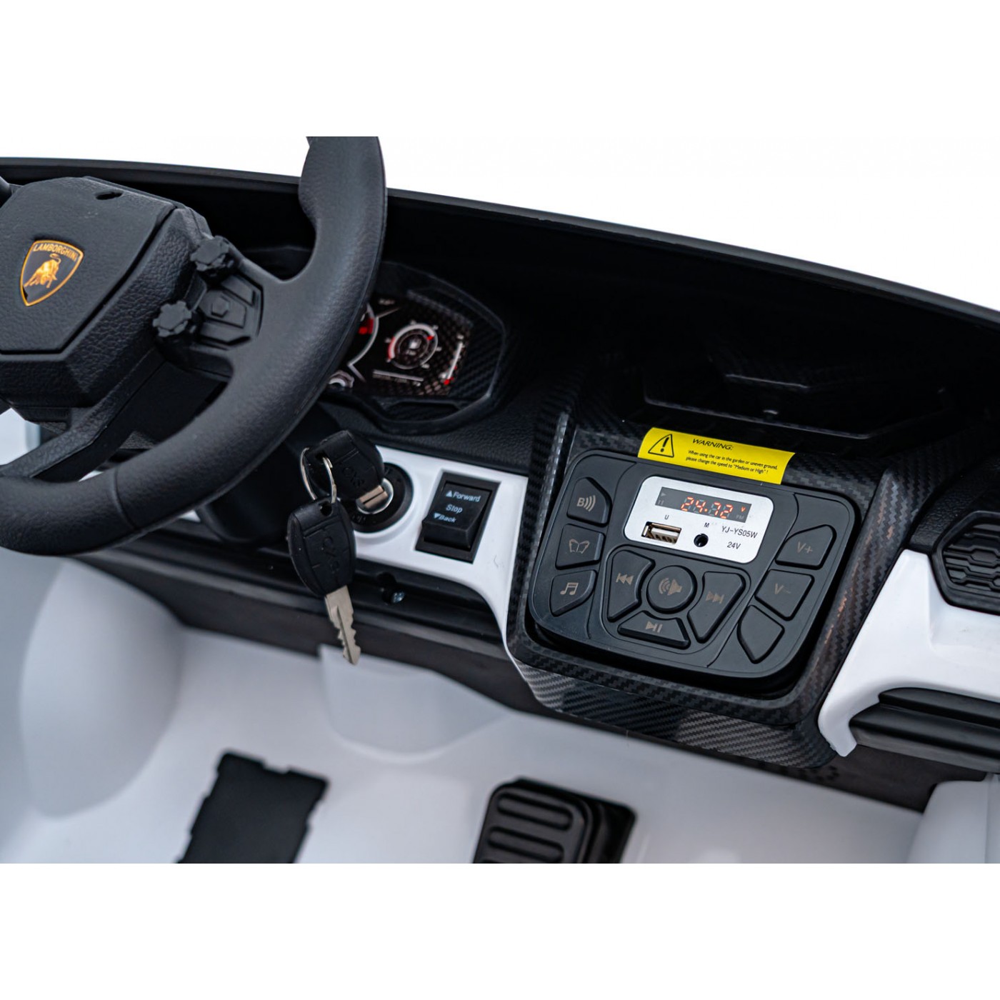 Vozidlo Lamborghini Revuelto XL White