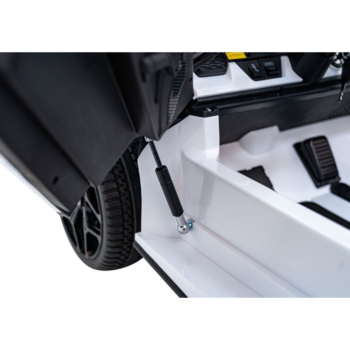 Vozidlo Lamborghini Revuelto XL White