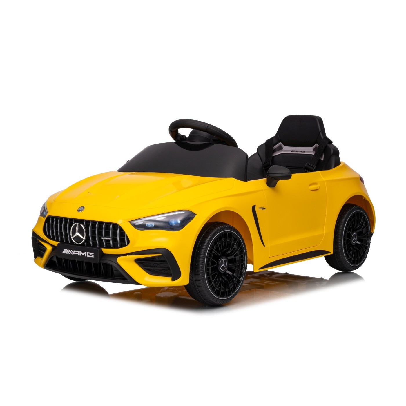 Mercedes Benz AMG CLE 53 Žluté vozidlo