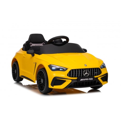 Mercedes Benz AMG CLE 53 Žluté vozidlo