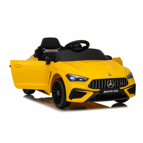 Mercedes Benz AMG CLE 53 Žluté vozidlo