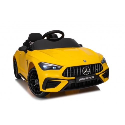 Mercedes Benz AMG CLE 53 Žluté vozidlo