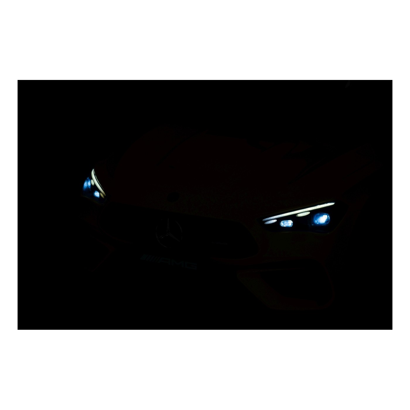 Mercedes Benz AMG CLE 53 Žluté vozidlo