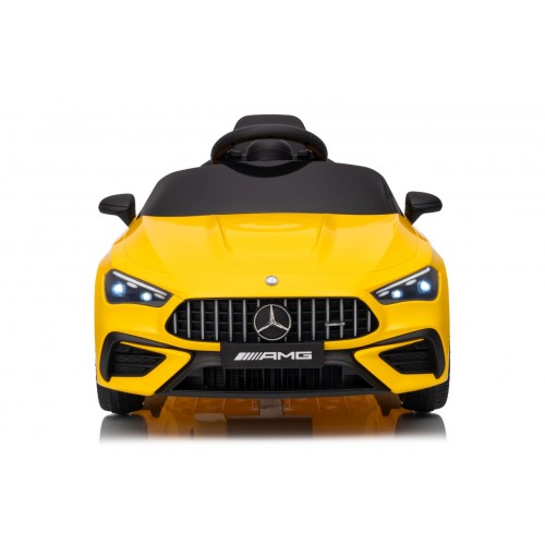 Mercedes Benz AMG CLE 53 Žluté vozidlo