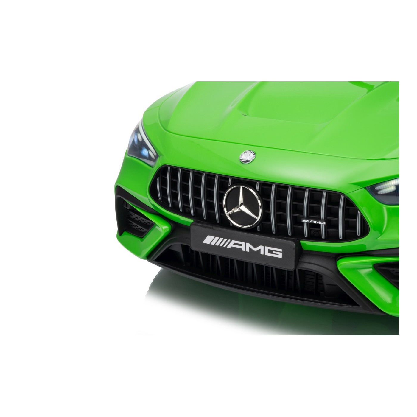 Mercedes Benz AMG CLE 53 Zelené vozidlo