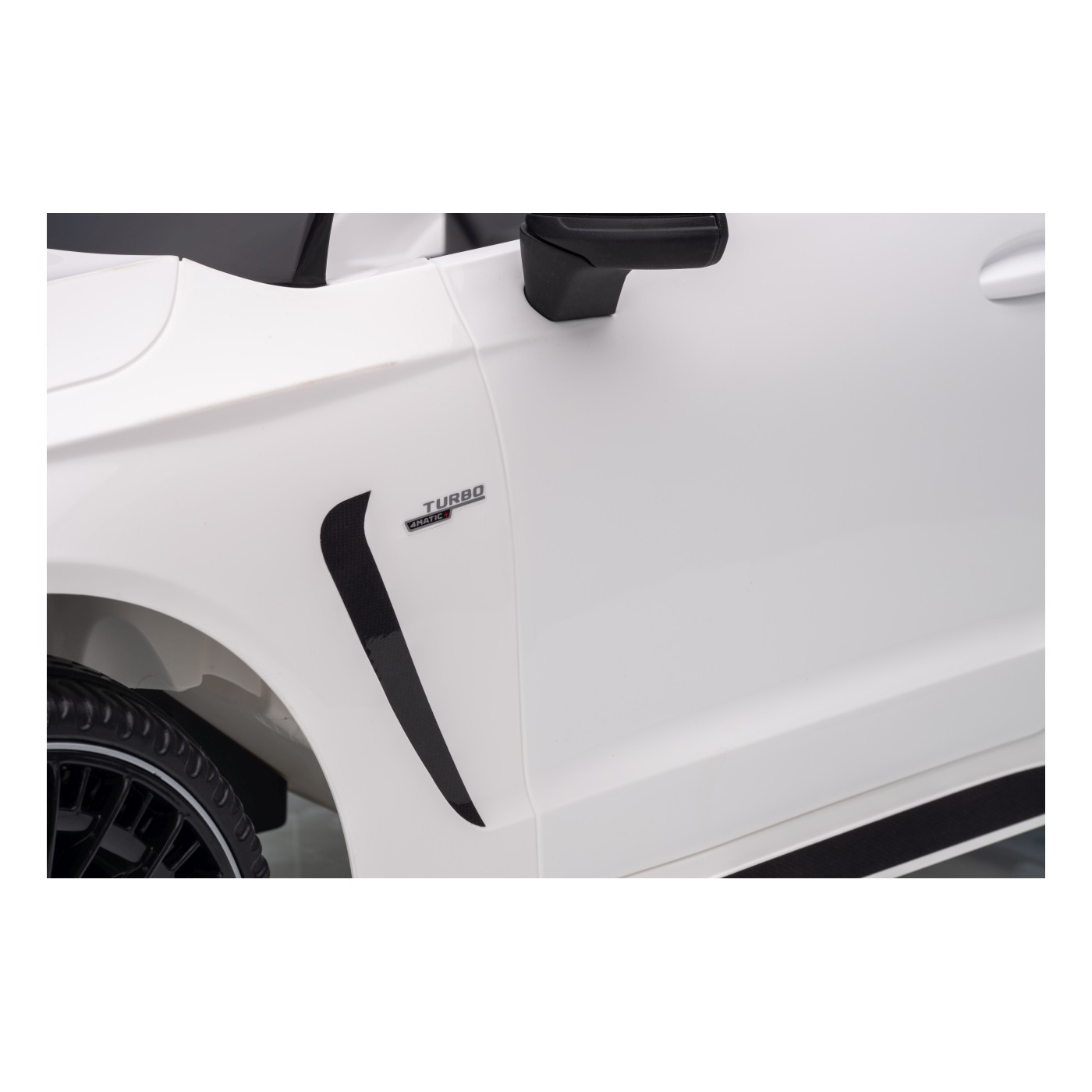 Vozidlo Mercedes Benz AMG CLE 53 White