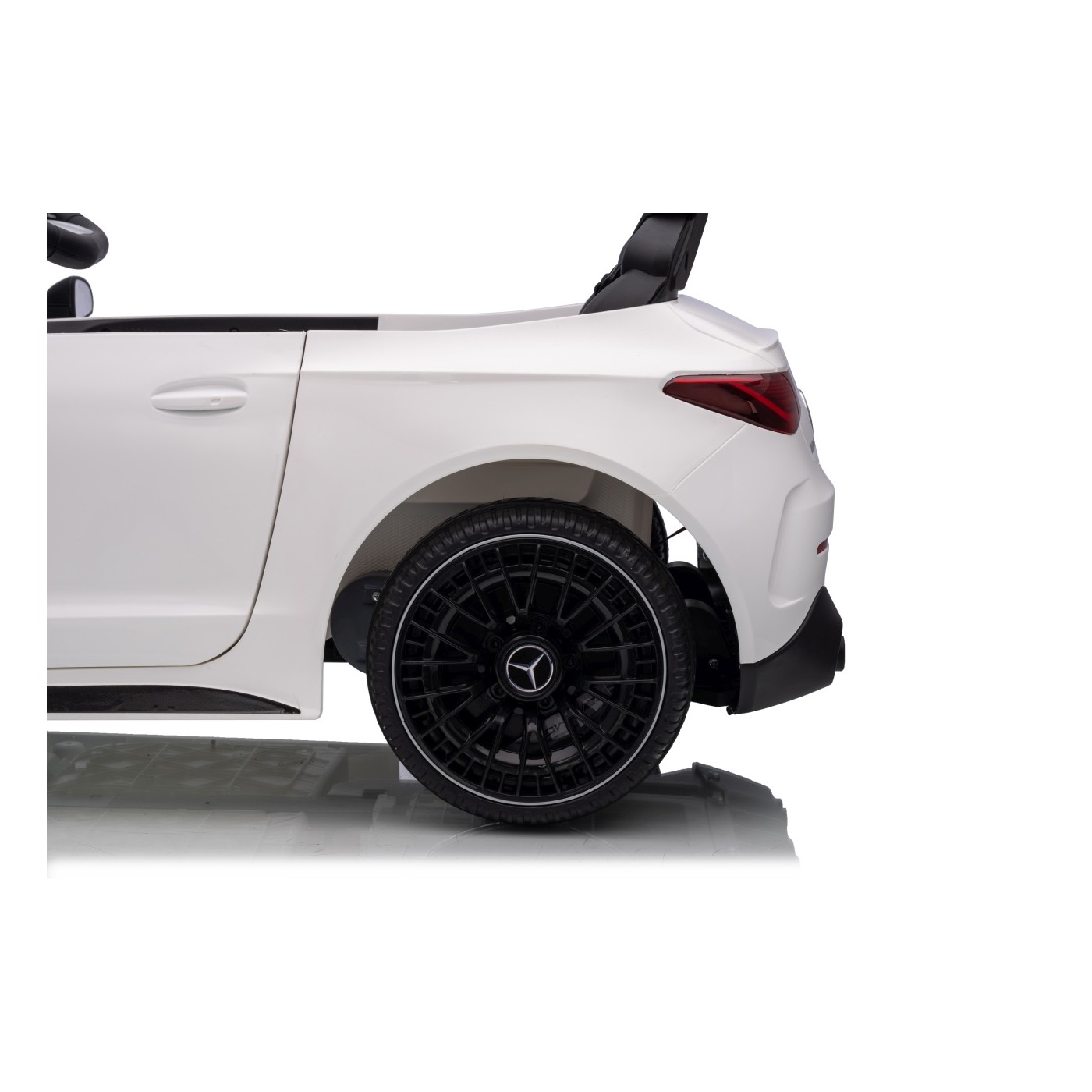 Vozidlo Mercedes Benz AMG CLE 53 White