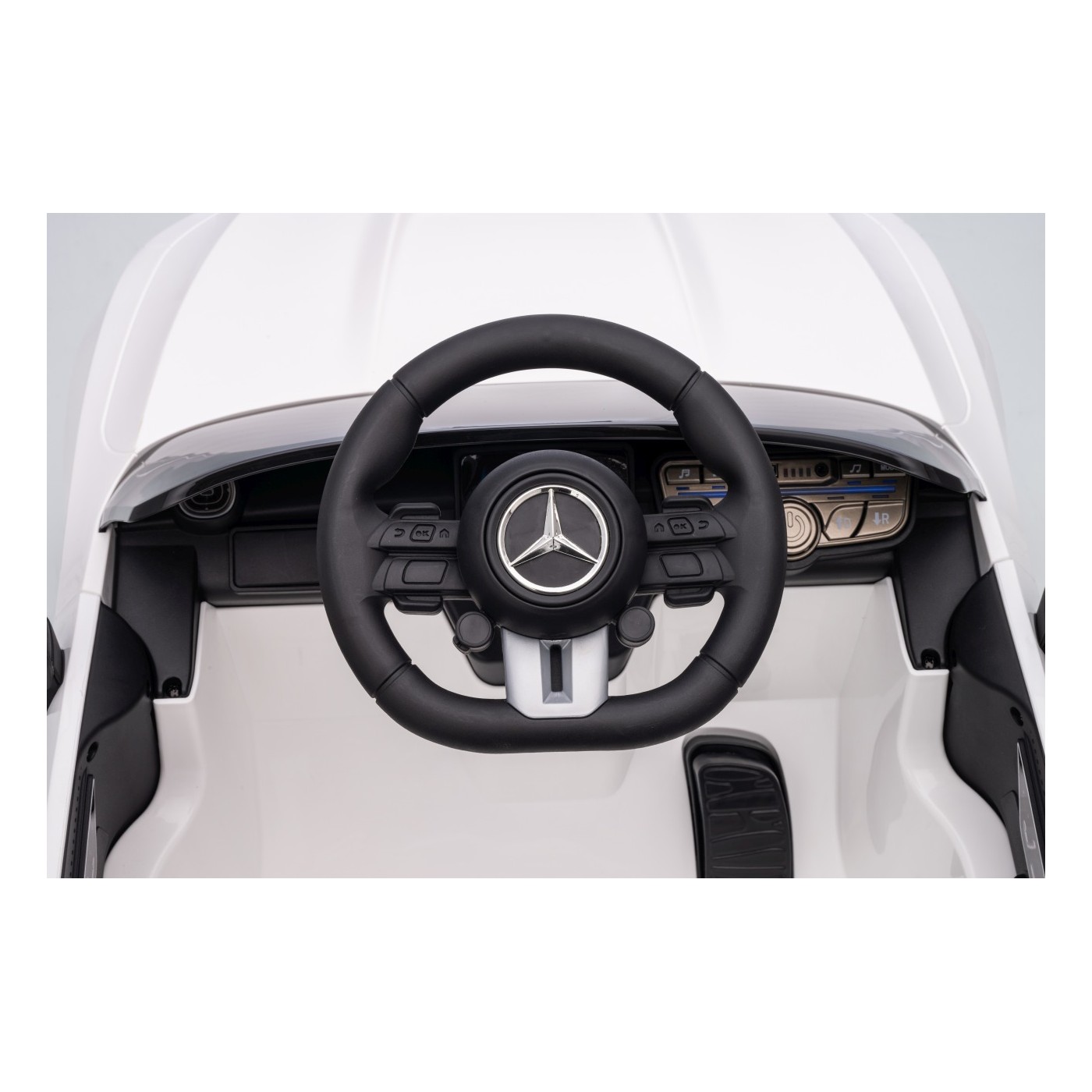 Vozidlo Mercedes Benz AMG CLE 53 White
