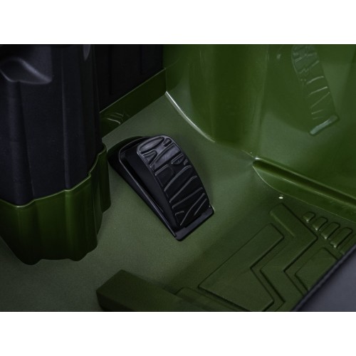 Land Rover Defender 110 SVX Concept Zelené vozidlo