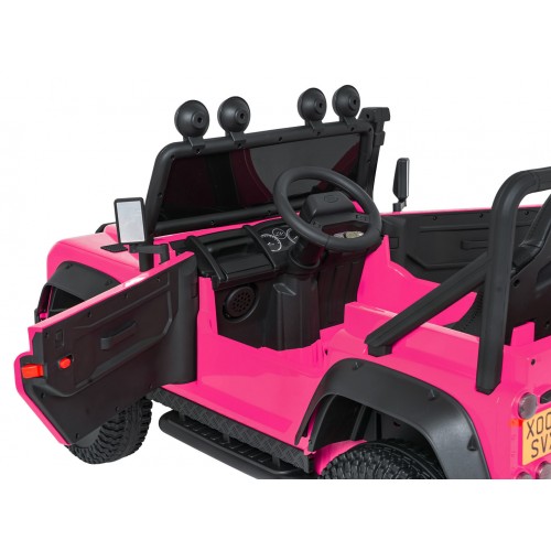 Vozidlo Land Rover Defender 110 SVX Concept Pink