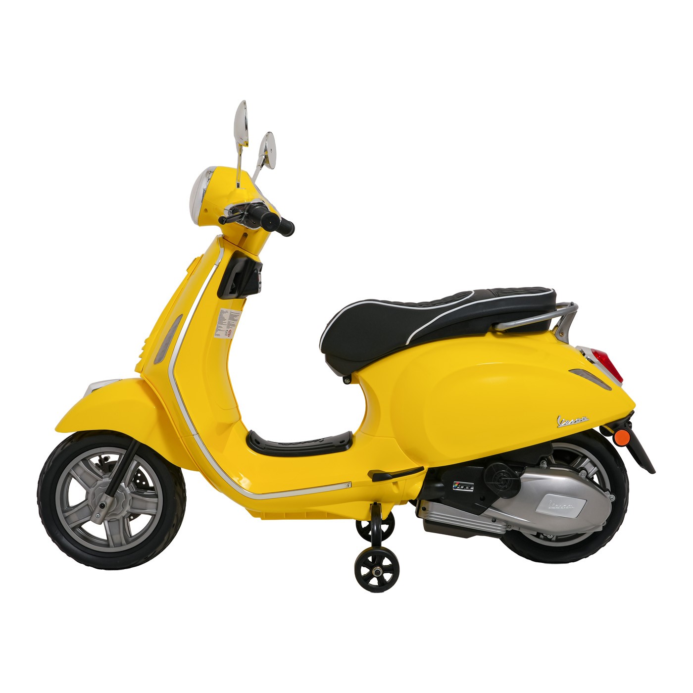 Automobilový skútr Vespa ROMA žlutá